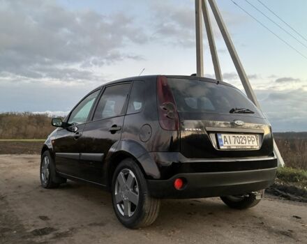 Черный Форд Фиеста, объемом двигателя 1.4 л и пробегом 250 тыс. км за 4000 $, фото 2 на Automoto.ua