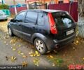 Черный Форд Фиеста, объемом двигателя 1.2 л и пробегом 270 тыс. км за 4000 $, фото 1 на Automoto.ua