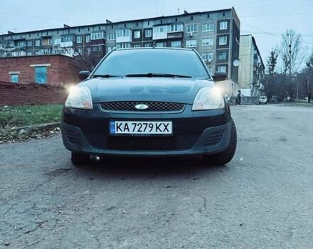 Чорний Форд Фієста, об'ємом двигуна 1.25 л та пробігом 246 тис. км за 4300 $, фото 3 на Automoto.ua