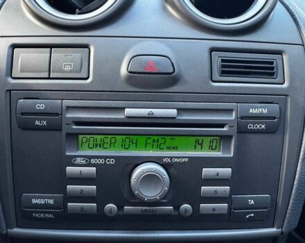 Черный Форд Фиеста, объемом двигателя 1.4 л и пробегом 137 тыс. км за 3440 $, фото 16 на Automoto.ua