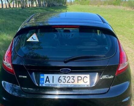 Черный Форд Фиеста, объемом двигателя 1.4 л и пробегом 149 тыс. км за 5700 $, фото 5 на Automoto.ua