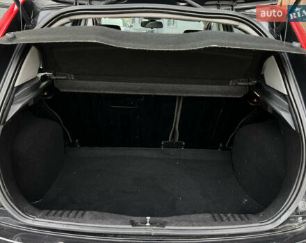 Черный Форд Фиеста, объемом двигателя 1.4 л и пробегом 184 тыс. км за 4750 $, фото 66 на Automoto.ua