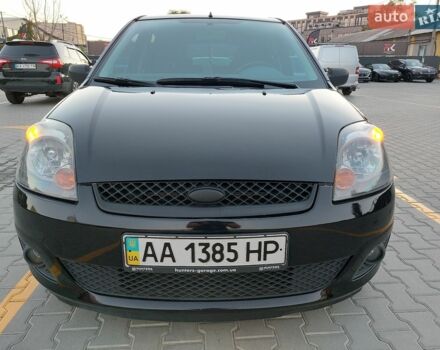 Чорний Форд Фієста, об'ємом двигуна 1.4 л та пробігом 238 тис. км за 4300 $, фото 1 на Automoto.ua