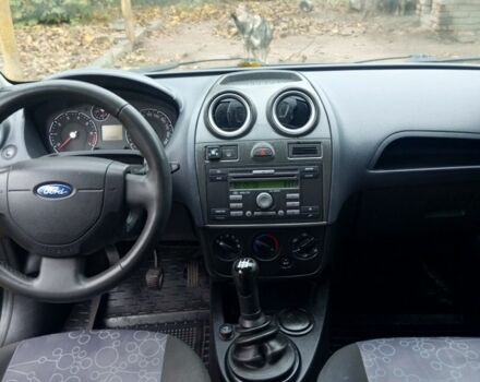 Форд Фієста 2008 у Синельниковом на Automoto.ua Чорний Форд Фієста, об'ємом двигуна 1.2 л та пробігом 225 тис. км за 4300 $, фото 7 на Automoto.ua