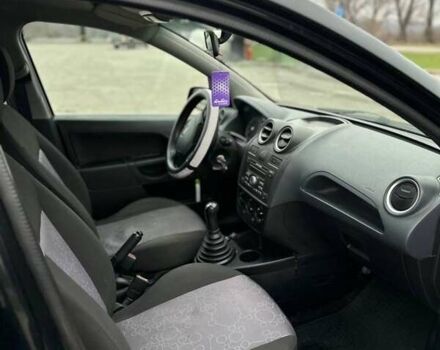 Чорний Форд Фієста, об'ємом двигуна 1.4 л та пробігом 260 тис. км за 3600 $, фото 7 на Automoto.ua