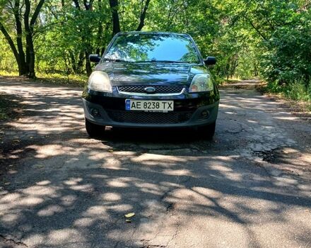 Черный Форд Фиеста, объемом двигателя 1.4 л и пробегом 169 тыс. км за 4000 $, фото 2 на Automoto.ua