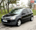 Черный Форд Фиеста, объемом двигателя 1.39 л и пробегом 112 тыс. км за 5899 $, фото 1 на Automoto.ua