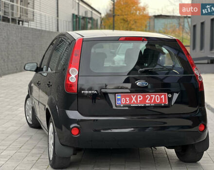 Черный Форд Фиеста, объемом двигателя 1.4 л и пробегом 184 тыс. км за 4750 $, фото 9 на Automoto.ua