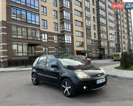 Черный Форд Фиеста, объемом двигателя 1.4 л и пробегом 210 тыс. км за 4200 $, фото 1 на Automoto.ua