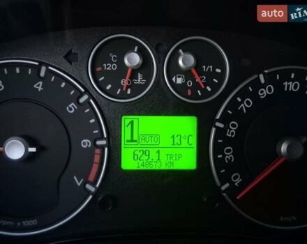 Чорний Форд Фієста, об'ємом двигуна 1.39 л та пробігом 148 тис. км за 4400 $, фото 1 на Automoto.ua