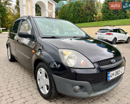 Чорний Форд Фієста, об'ємом двигуна 1.4 л та пробігом 215 тис. км за 3950 $, фото 6 на Automoto.ua