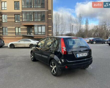 Черный Форд Фиеста, объемом двигателя 1.4 л и пробегом 210 тыс. км за 4200 $, фото 6 на Automoto.ua