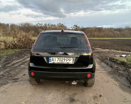 Черный Форд Фиеста, объемом двигателя 1.4 л и пробегом 250 тыс. км за 4000 $, фото 4 на Automoto.ua