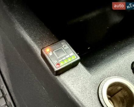 Черный Форд Фиеста, объемом двигателя 1.39 л и пробегом 112 тыс. км за 5899 $, фото 17 на Automoto.ua