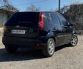 Черный Форд Фиеста, объемом двигателя 1.4 л и пробегом 210 тыс. км за 3300 $, фото 5 на Automoto.ua