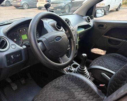 Черный Форд Фиеста, объемом двигателя 1.2 л и пробегом 193 тыс. км за 4873 $, фото 2 на Automoto.ua