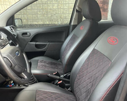 Черный Форд Фиеста, объемом двигателя 1.24 л и пробегом 159 тыс. км за 5500 $, фото 15 на Automoto.ua