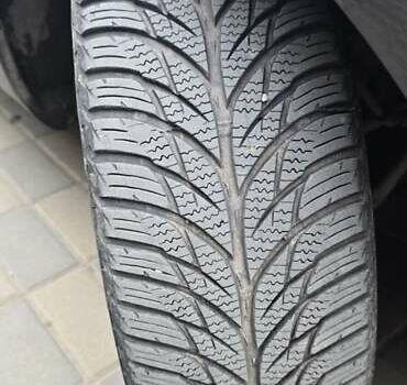 Черный Форд Фиеста, объемом двигателя 1.24 л и пробегом 160 тыс. км за 5600 $, фото 13 на Automoto.ua