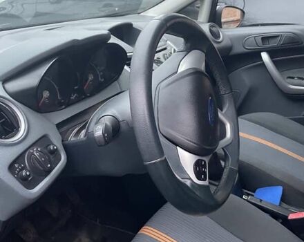 Черный Форд Фиеста, объемом двигателя 1.4 л и пробегом 147 тыс. км за 5242 $, фото 1 на Automoto.ua