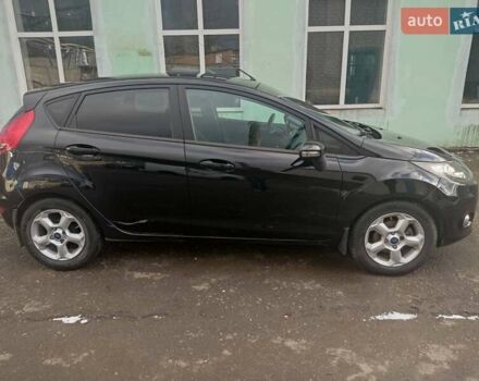Форд Фиеста 2011 в Ровно на Automoto.ua Черный Форд Фиеста, объемом двигателя 1.39 л и пробегом 98 тыс. км за 6999 $, фото 5 на Automoto.ua