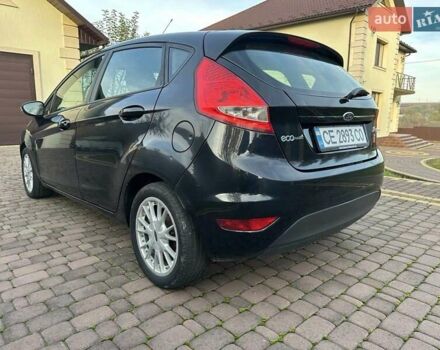 Черный Форд Фиеста, объемом двигателя 1.6 л и пробегом 210 тыс. км за 5000 $, фото 5 на Automoto.ua