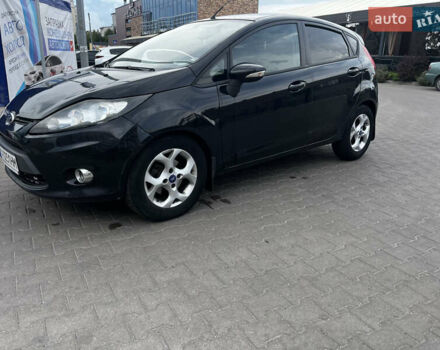 Чорний Форд Фієста, об'ємом двигуна 1.4 л та пробігом 182 тис. км за 6000 $, фото 1 на Automoto.ua