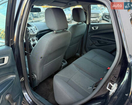 Чорний Форд Фієста, об'ємом двигуна 1.56 л та пробігом 280 тис. км за 5900 $, фото 33 на Automoto.ua