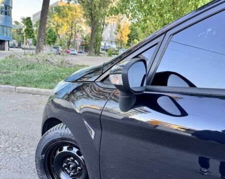 Черный Форд Фиеста, объемом двигателя 1.6 л и пробегом 291 тыс. км за 6450 $, фото 1 на Automoto.ua