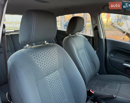 Чорний Форд Фієста, об'ємом двигуна 1.56 л та пробігом 280 тис. км за 5900 $, фото 47 на Automoto.ua