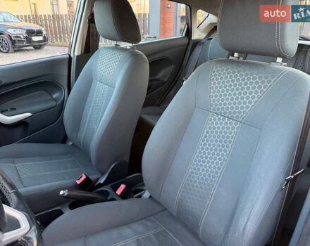 Чорний Форд Фієста, об'ємом двигуна 1.56 л та пробігом 280 тис. км за 5900 $, фото 26 на Automoto.ua