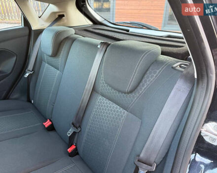 Чорний Форд Фієста, об'ємом двигуна 1.56 л та пробігом 280 тис. км за 5900 $, фото 36 на Automoto.ua