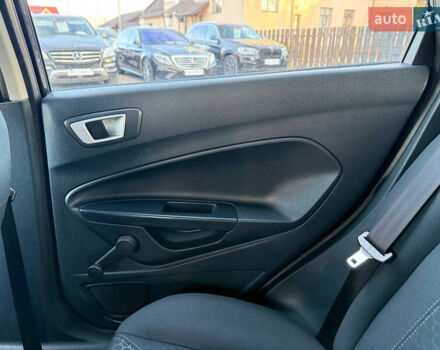 Чорний Форд Фієста, об'ємом двигуна 1.56 л та пробігом 280 тис. км за 5900 $, фото 37 на Automoto.ua