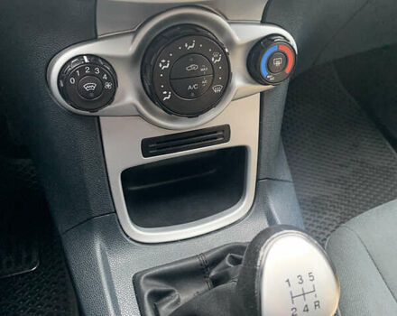 Черный Форд Фиеста, объемом двигателя 1.56 л и пробегом 322 тыс. км за 6200 $, фото 17 на Automoto.ua