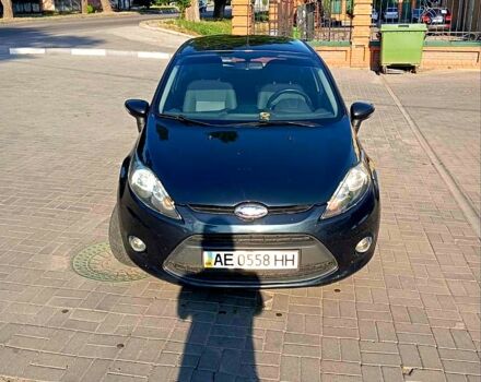 Черный Форд Фиеста, объемом двигателя 1.4 л и пробегом 0 тыс. км за 5300 $, фото 2 на Automoto.ua