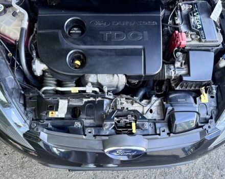 Черный Форд Фиеста, объемом двигателя 1.6 л и пробегом 291 тыс. км за 6450 $, фото 3 на Automoto.ua