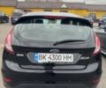 Черный Форд Фиеста, объемом двигателя 1 л и пробегом 100 тыс. км за 6300 $, фото 2 на Automoto.ua