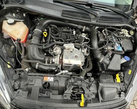 Черный Форд Фиеста, объемом двигателя 1 л и пробегом 42 тыс. км за 8000 $, фото 3 на Automoto.ua