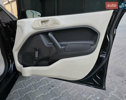 Черный Форд Фиеста, объемом двигателя 1.6 л и пробегом 213 тыс. км за 7333 $, фото 37 на Automoto.ua