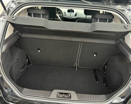 Черный Форд Фиеста, объемом двигателя 1 л и пробегом 42 тыс. км за 8000 $, фото 11 на Automoto.ua