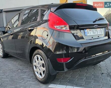 Черный Форд Фиеста, объемом двигателя 1.6 л и пробегом 213 тыс. км за 7333 $, фото 2 на Automoto.ua