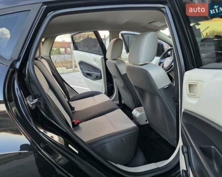 Черный Форд Фиеста, объемом двигателя 1.6 л и пробегом 213 тыс. км за 7333 $, фото 31 на Automoto.ua