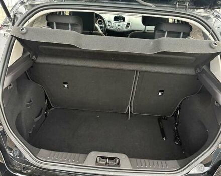 Черный Форд Фиеста, объемом двигателя 1 л и пробегом 42 тыс. км за 8000 $, фото 10 на Automoto.ua