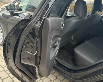 Черный Форд Фиеста, объемом двигателя 1 л и пробегом 42 тыс. км за 8000 $, фото 8 на Automoto.ua