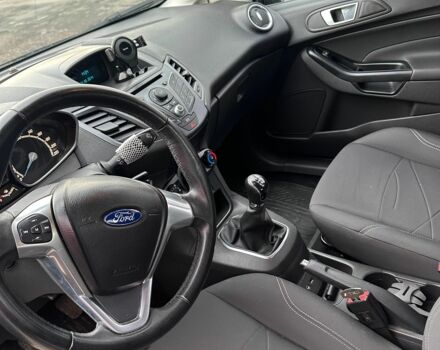 Черный Форд Фиеста, объемом двигателя 1 л и пробегом 42 тыс. км за 8000 $, фото 6 на Automoto.ua