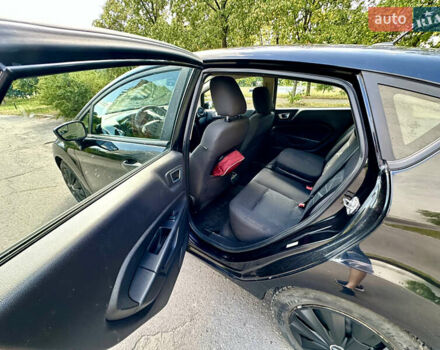 Черный Форд Фиеста, объемом двигателя 1.6 л и пробегом 129 тыс. км за 6100 $, фото 8 на Automoto.ua