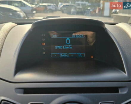 Чорний Форд Фієста, об'ємом двигуна 1.6 л та пробігом 117 тис. км за 6999 $, фото 18 на Automoto.ua