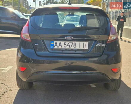 Чорний Форд Фієста, об'ємом двигуна 1.6 л та пробігом 117 тис. км за 6999 $, фото 5 на Automoto.ua