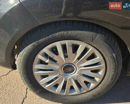 Чорний Форд Фієста, об'ємом двигуна 1.6 л та пробігом 117 тис. км за 6999 $, фото 23 на Automoto.ua