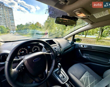 Черный Форд Фиеста, объемом двигателя 1.6 л и пробегом 129 тыс. км за 6100 $, фото 6 на Automoto.ua
