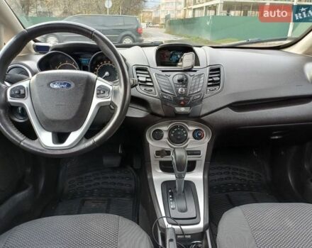 Чорний Форд Фієста, об'ємом двигуна 1.6 л та пробігом 208 тис. км за 6500 $, фото 3 на Automoto.ua